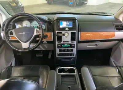 Chrysler Grand Voyager 2008 - 12990 EUR, 290000 km - foto 5 de 12
