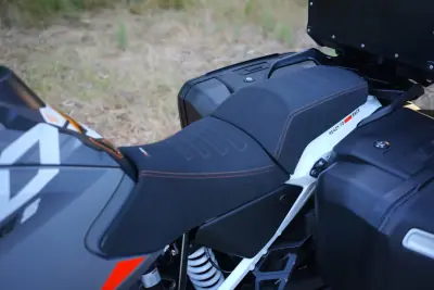 KTM 1290 Super Adventure 2023 - 17990 EUR, 32000 km - AUTO.MOTO.pt - 32000km - foto 16 de 46
