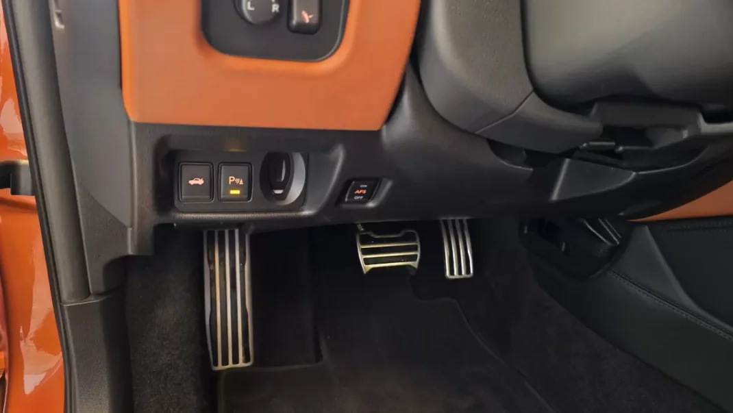 Nissan GT-R 2017 - 145000 EUR, 54312 km - AUTO.MOTO.pt - 54312km - foto 38 de 57