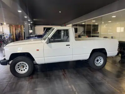 Nissan Patrol 1994 - 15000 EUR, 138799 km - AUTO.MOTO.pt - 138799km - foto 2 de 4