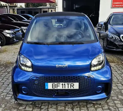 Smart Fortwo Cabrio 2021 - 12999 EUR, 30000 km - AUTO.MOTO.pt - 30000km - foto 16 de 19