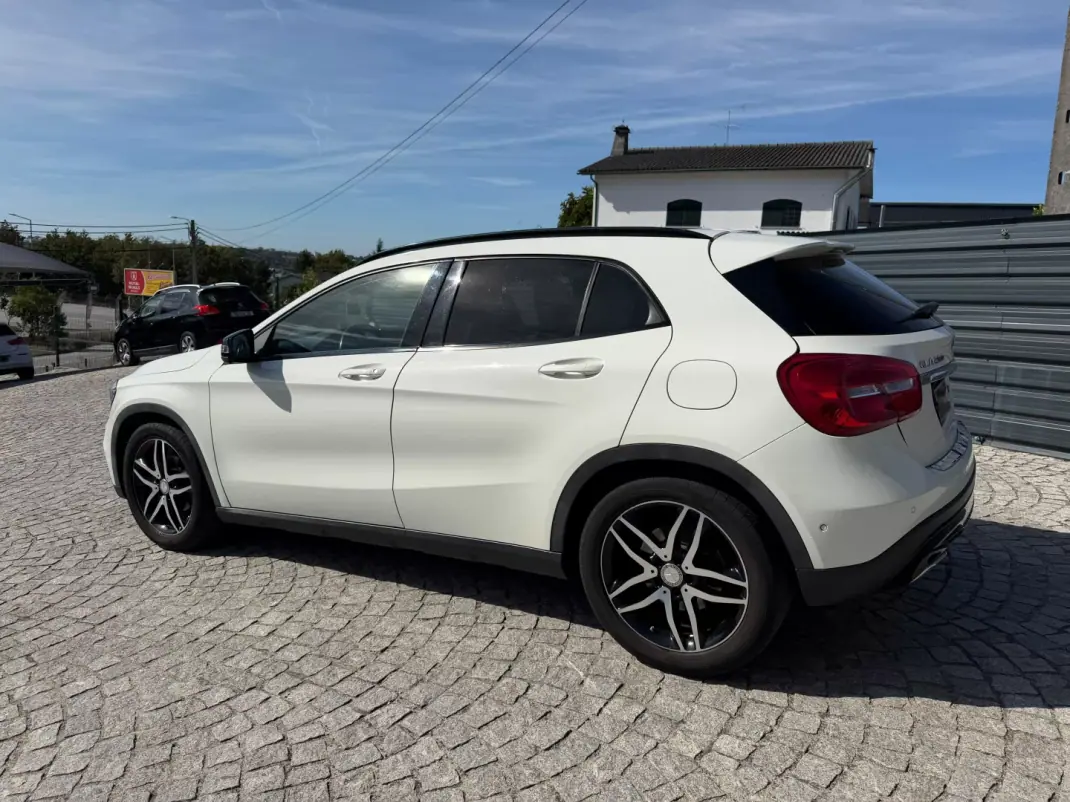 Mercedes-Benz GLA 200 2014 - 20450 EUR, 164000 km - 164000km - foto 6 de 34