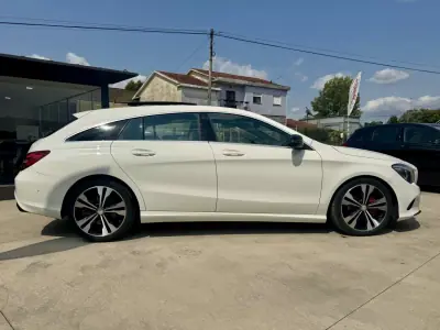 Mercedes-Benz CLA 200 2016 - 17999 EUR, 170000 km - AUTO.MOTO.pt - 170000km - foto 18 de 19