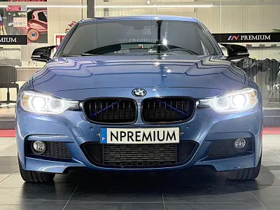 BMW 318 2013 - 16990 EUR, 249800 km - AUTO.MOTO.pt - 249800km - foto 11 de 38