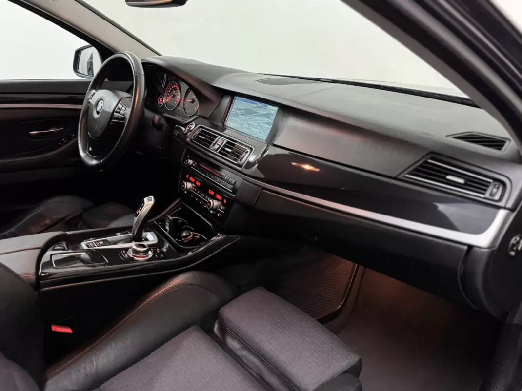 BMW 520 2012 - 15950 EUR, 197000 km - AUTO.MOTO.pt - 197000km - foto 49 de 57