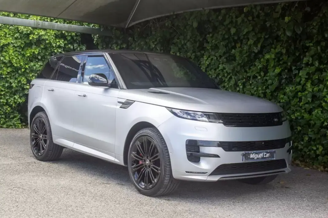 Land Rover Range Rover Sport 2023 - 87500 EUR, 131000 km - AUTO.MOTO.pt - 131000km - foto 1 de 22