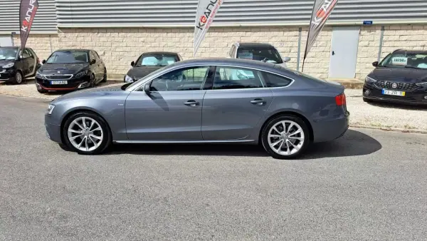 Audi A5 Sportback 2016 - 22500 EUR, 159375 km - AUTO.MOTO.pt - 159375km - foto 5 de 56