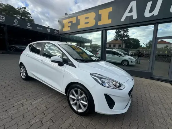 Ford Fiesta 2021 - 13900 EUR, 87990 km - AUTO.MOTO.pt - 87990km - foto 6 de 12