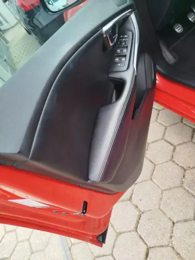 Volvo V40 2014 - 15500 EUR, 185280 km - AUTO.MOTO.pt - 185280km - foto 13 de 20