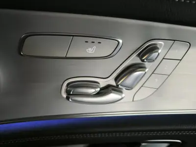 Mercedes-Benz E 300 2022 - 35950 EUR, 122245 km - AUTO.MOTO.pt - 122245km - foto 34 de 43