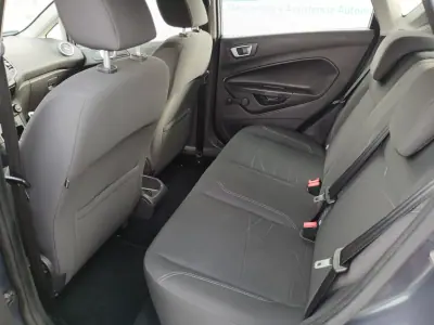 Ford Fiesta 2013 - 8150 EUR, 106782 km - AUTO.MOTO.pt - 106782km - foto 18 de 26