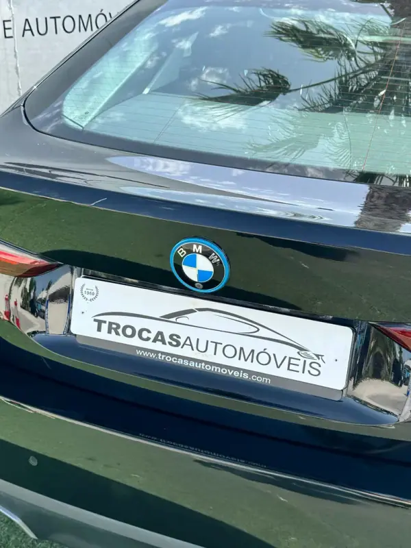 BMW i4 2022 - 34500 EUR, 141612 km - AUTO.MOTO.pt - 141612km - foto 31 de 45