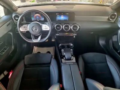 Mercedes-Benz A 250 2021 - 25990 EUR, 78000 km - AUTO.MOTO.pt - 78000km - foto 7 de 15