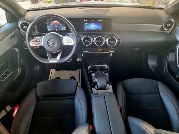 Mercedes-Benz A 250 2021 - 25990 EUR, 78000 km - AUTO.MOTO.pt - 78000km - foto 7 de 15
