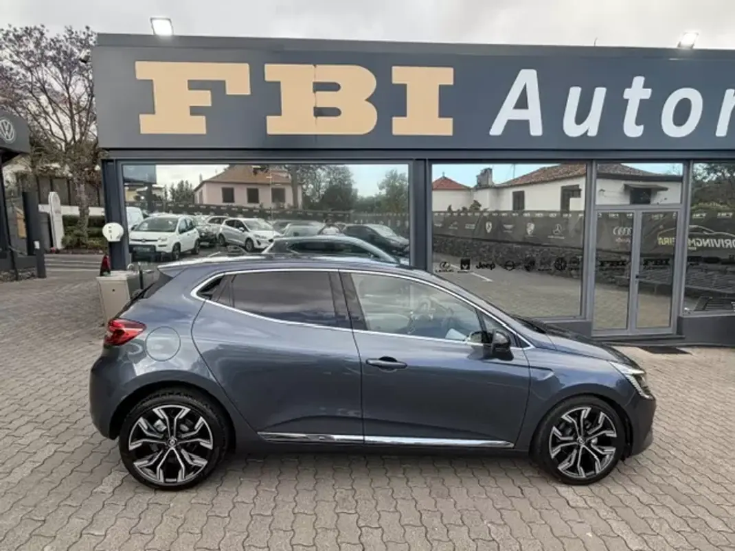 Renault Clio 2022 - 16900 EUR, 75000 km - AUTO.MOTO.pt - 75000km - foto 7 de 12