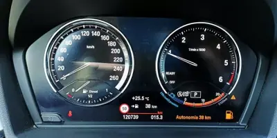 BMW X1 2019 - 25990 EUR, 121739 km - AUTO.MOTO.pt - 121739km - foto 4 de 27