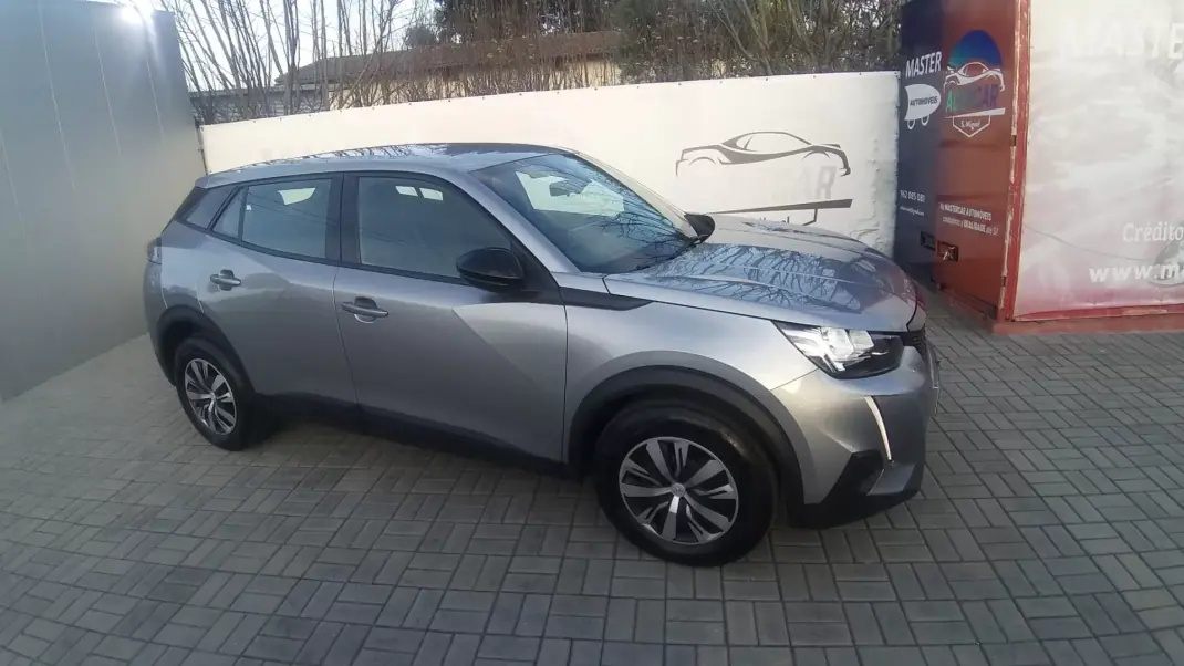 Peugeot 2008 2023 - 18250 EUR, 30000 km - AUTO.MOTO.pt - 30000km - foto 23 de 44