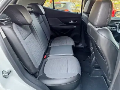 Opel Mokka 2016 - 12500 EUR, 135000 km - AUTO.MOTO.pt - 135000km - foto 9 de 18
