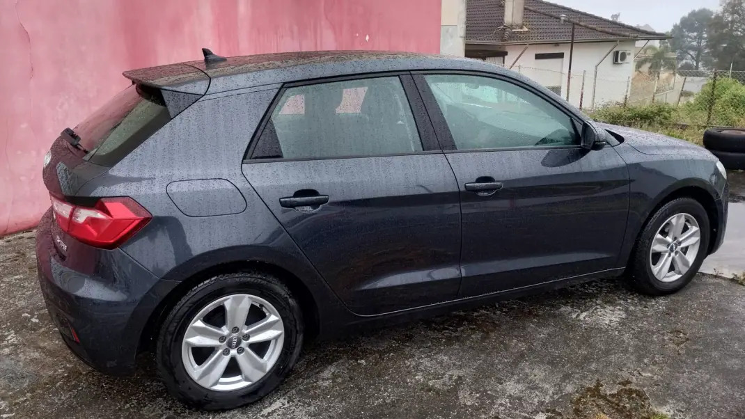 Audi A1 Sportback 2019 - 14999 EUR, 121000 km - AUTO.MOTO.pt - 121000km - foto 5 de 40