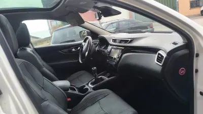 Nissan Qashqai 2015 - 12600 EUR, 167000 km - 167000km - foto 6 de 17