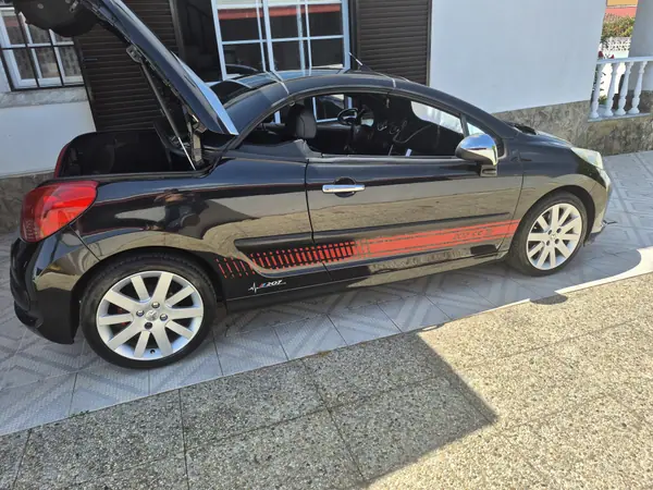 Peugeot 207 CC 2007 - 5990 EUR, 174000 km - AUTO.MOTO.pt - 174000km - foto 5 de 15