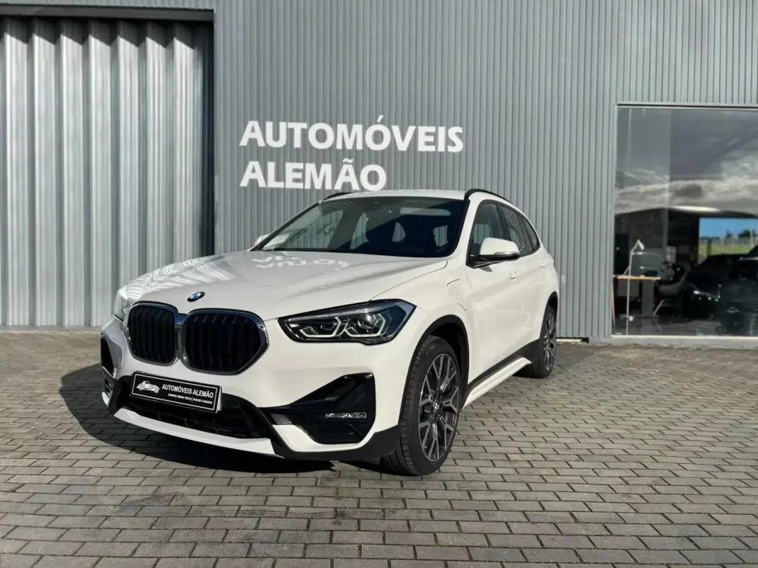 BMW X1 2021 - 29500 EUR, 68800 km - AUTO.MOTO.pt - 68800km - foto 1 de 13