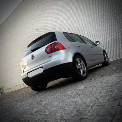 Volkswagen Golf 2007 - 5750 EUR, 198000 km - AUTO.MOTO.pt - 198000km - foto 4 de 21