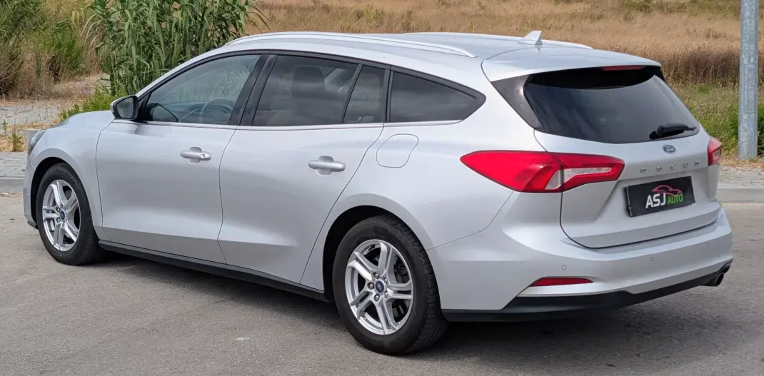 Ford Focus SW 2019 - 8900 EUR, 205714 km - 205714km - foto 7 de 22