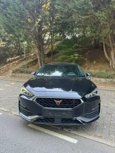 Cupra Leon 2023 - 29750 EUR, 34940 km - AUTO.MOTO.pt - 34940km - foto 3 de 20