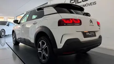 Citroën C4 Cactus 2020 - 10990 EUR, 176794 km - AUTO.MOTO.pt - 176794km - foto 7 de 27