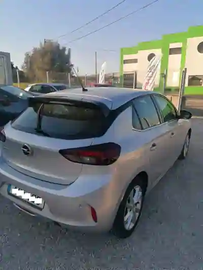 Opel Corsa 2022 — foto 4 de 9