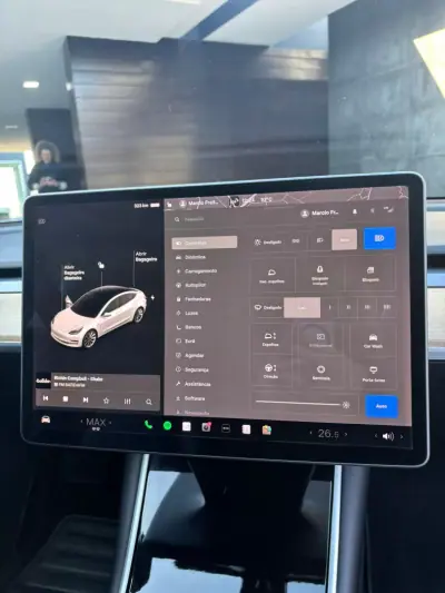 Tesla Model 3 2019 - 22900 EUR, 117000 km - AUTO.MOTO.pt - 117000km - foto 13 de 27