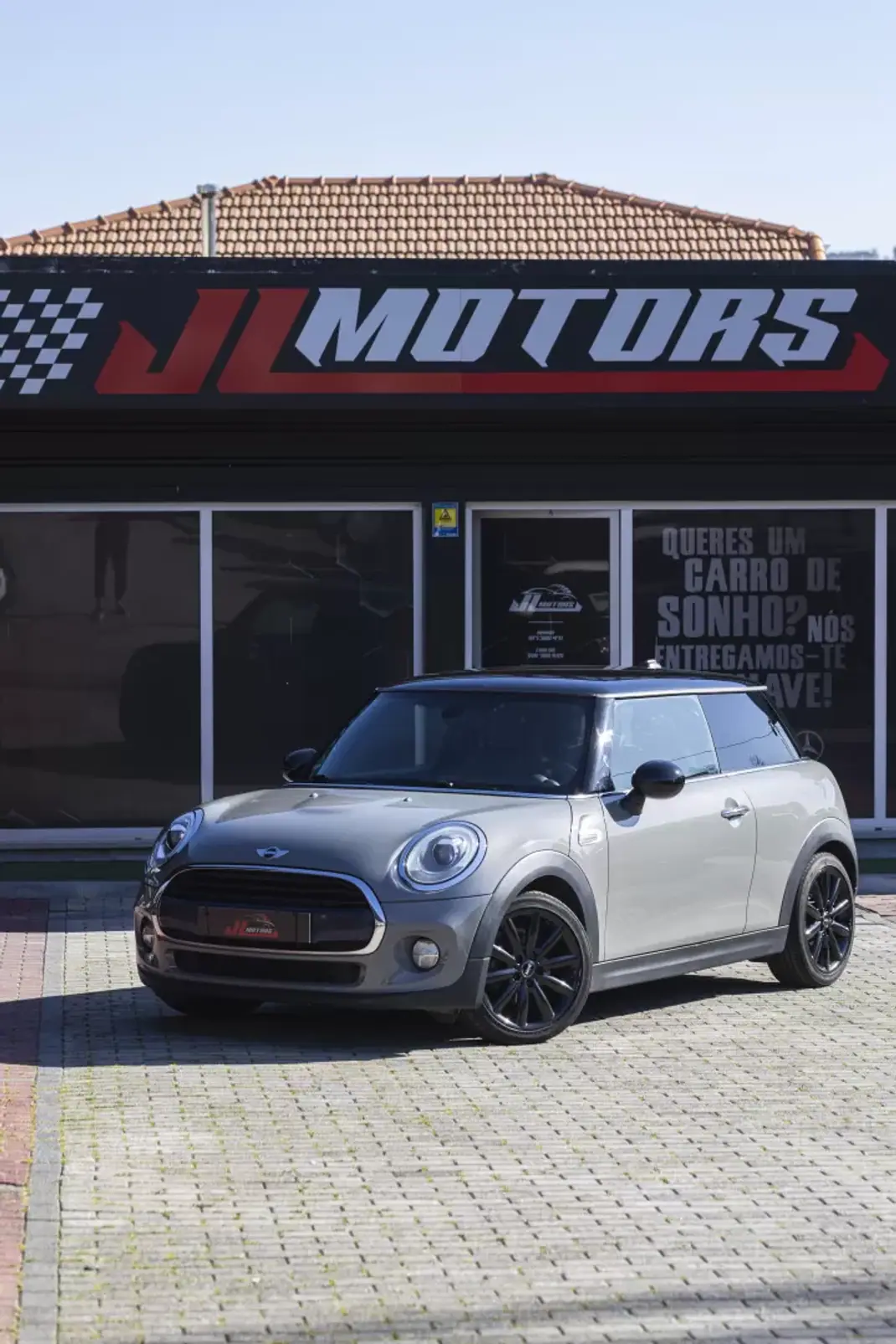 MINI 3 Portas 2017 - 13900 EUR, 237412 km - AUTO.MOTO.pt - 237412km - foto 3 de 32