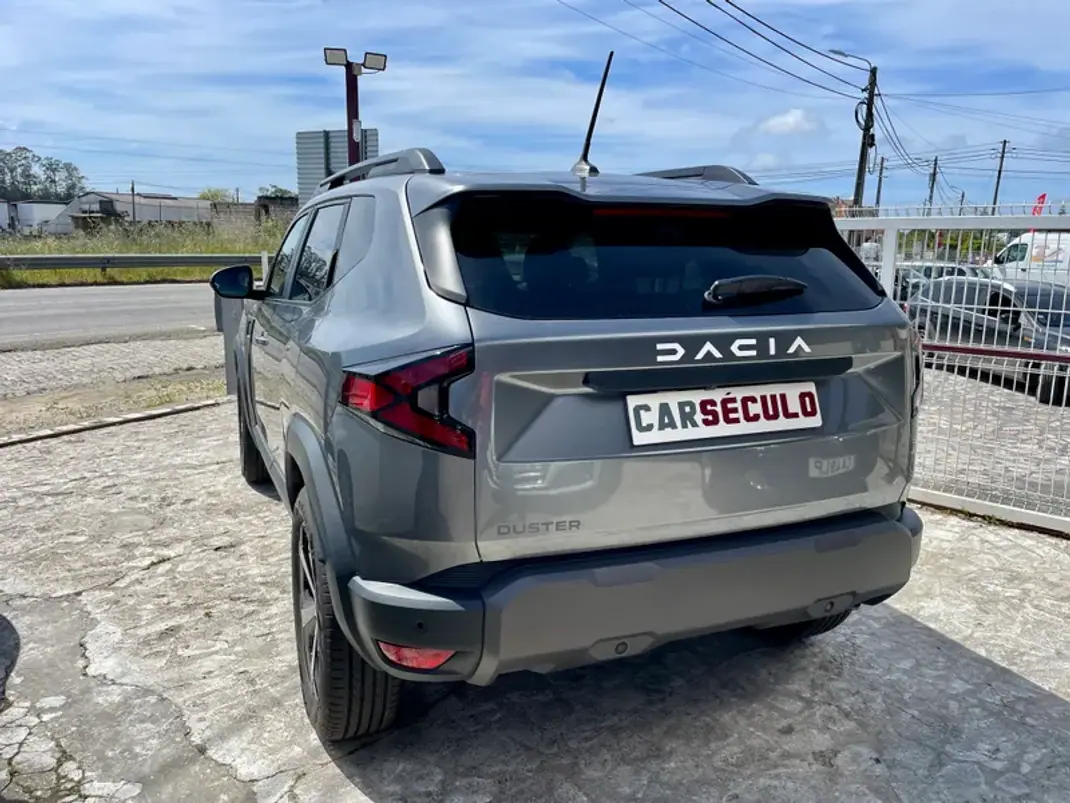 Dacia Duster 2025 - 22950 EUR, 5145 km - AUTO.MOTO.pt - 5145km - foto 5 de 40