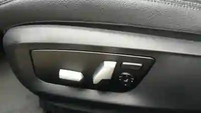 BMW 520 2017 - 28000 EUR, 95000 km - AUTO.MOTO.pt - 95000km - foto 10 de 15