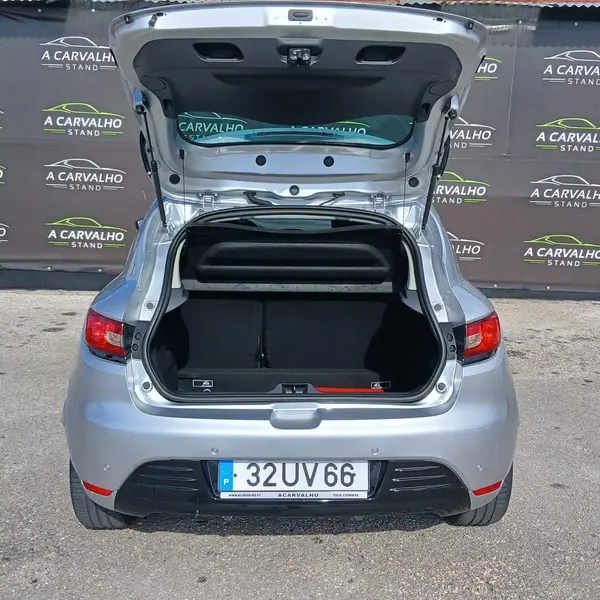 Renault Clio 2018 — foto 2 de 15