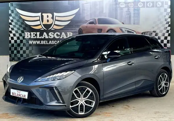 MG MG4 77 kWh Extended Range Luxury 2023 Elétrico