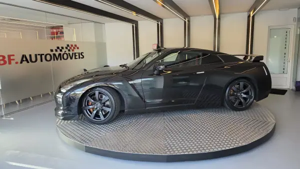 Nissan GT-R 2009 - 89500 EUR, 33009 km - AUTO.MOTO.pt - 33009km - foto 13 de 65