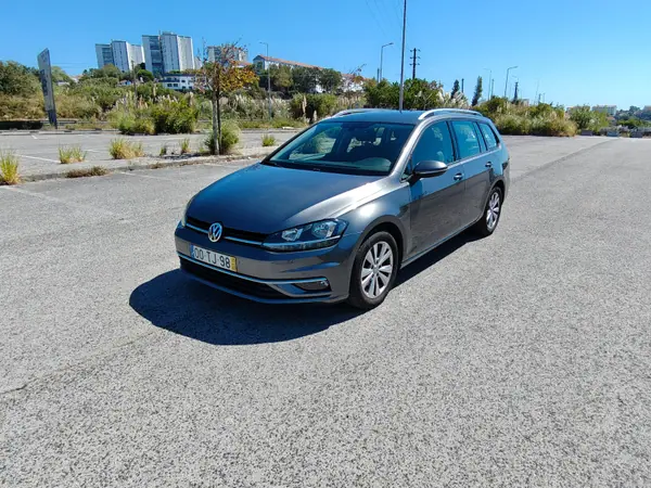 Volkswagen Golf Variant 2017 — foto 2 de 13
