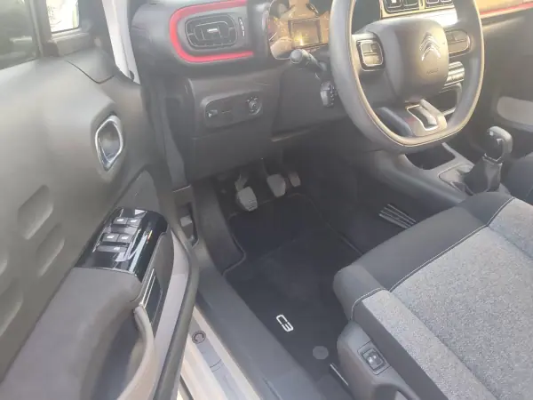Citroën C3 2021 - 12900 EUR, 88000 km - AUTO.MOTO.pt - 88000km - foto 16 de 22