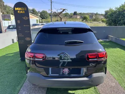 Citroën C4 Cactus 2018 - 11900 EUR, 180000 km - AUTO.MOTO.pt - 180000km - foto 13 de 47