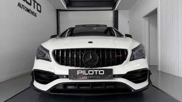 Mercedes-Benz CLA 45 AMG 4Matic 7G-DCT 2017 Gasolina