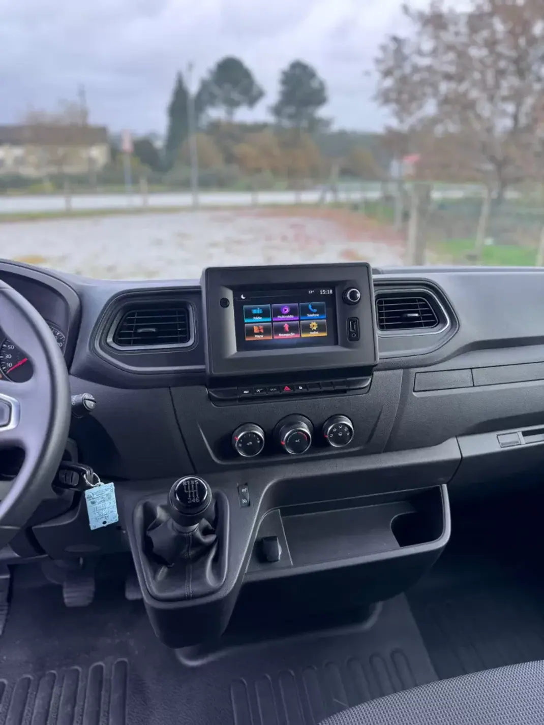 Renault Master 2022 - 23500 EUR, 72729 km - AUTO.MOTO.pt - 72729km - foto 11 de 17