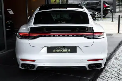 Porsche Panamera 2022 - 99950 EUR, 92267 km - AUTO.MOTO.pt - 92267km - foto 10 de 49