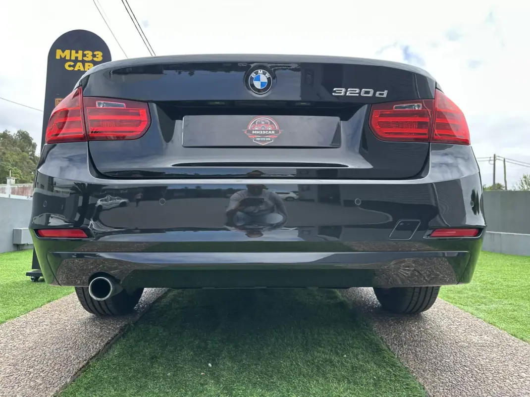 BMW 320 2013 - 13900 EUR, 280000 km - AUTO.MOTO.pt - 280000km - foto 17 de 64