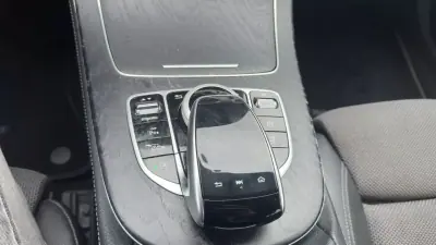 Mercedes-Benz E 220 2020 - 27900 EUR, 197000 km - AUTO.MOTO.pt - 197000km - foto 20 de 22