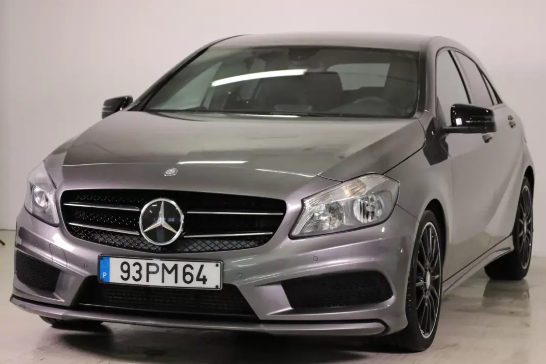 Mercedes-Benz A 200 2015 - 20950 EUR, 54047 km - AUTO.MOTO.pt - 54047km - foto 11 de 32