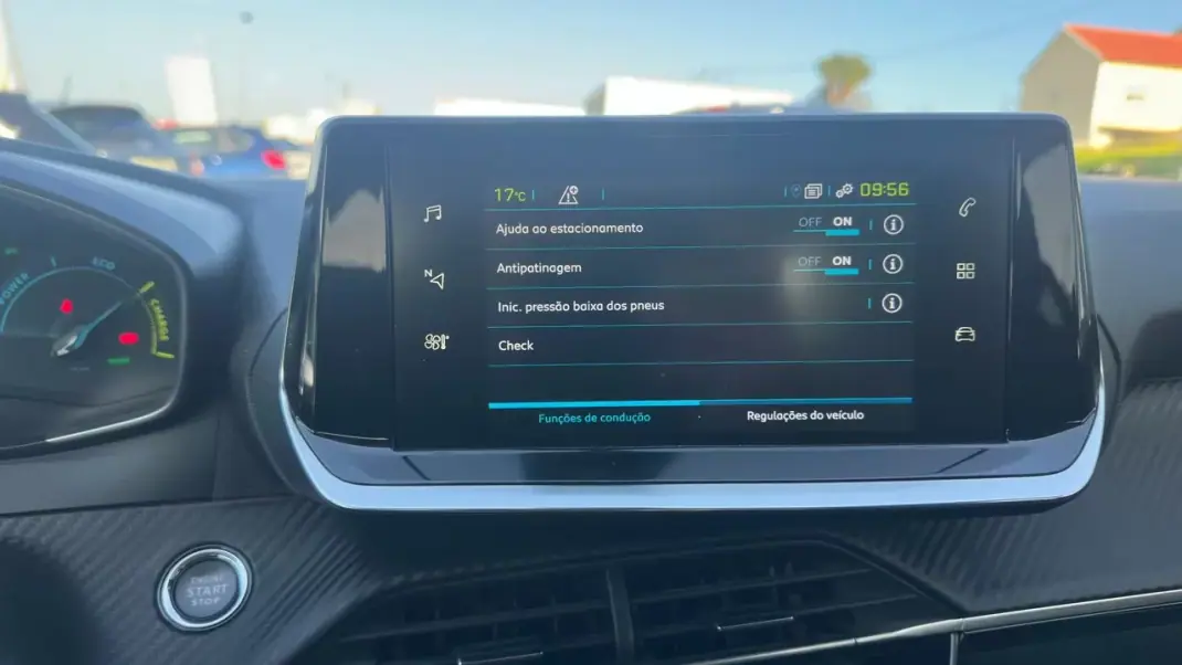 Peugeot e-208 2021 - 16900 EUR, 40000 km - AUTO.MOTO.pt - 40000km - foto 15 de 22