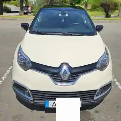 Renault Captur 2016 - 12400 EUR, 79200 km - 79200km - foto 1 de 12