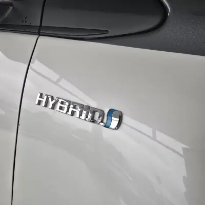 Toyota Yaris 2020 - 18950 EUR, 77356 km - AUTO.MOTO.pt - 77356km - foto 26 de 28